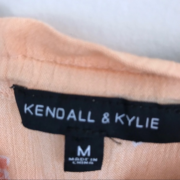 Kendall & Kylie Floral Cold Shoulder Top - Picture 5 of 8